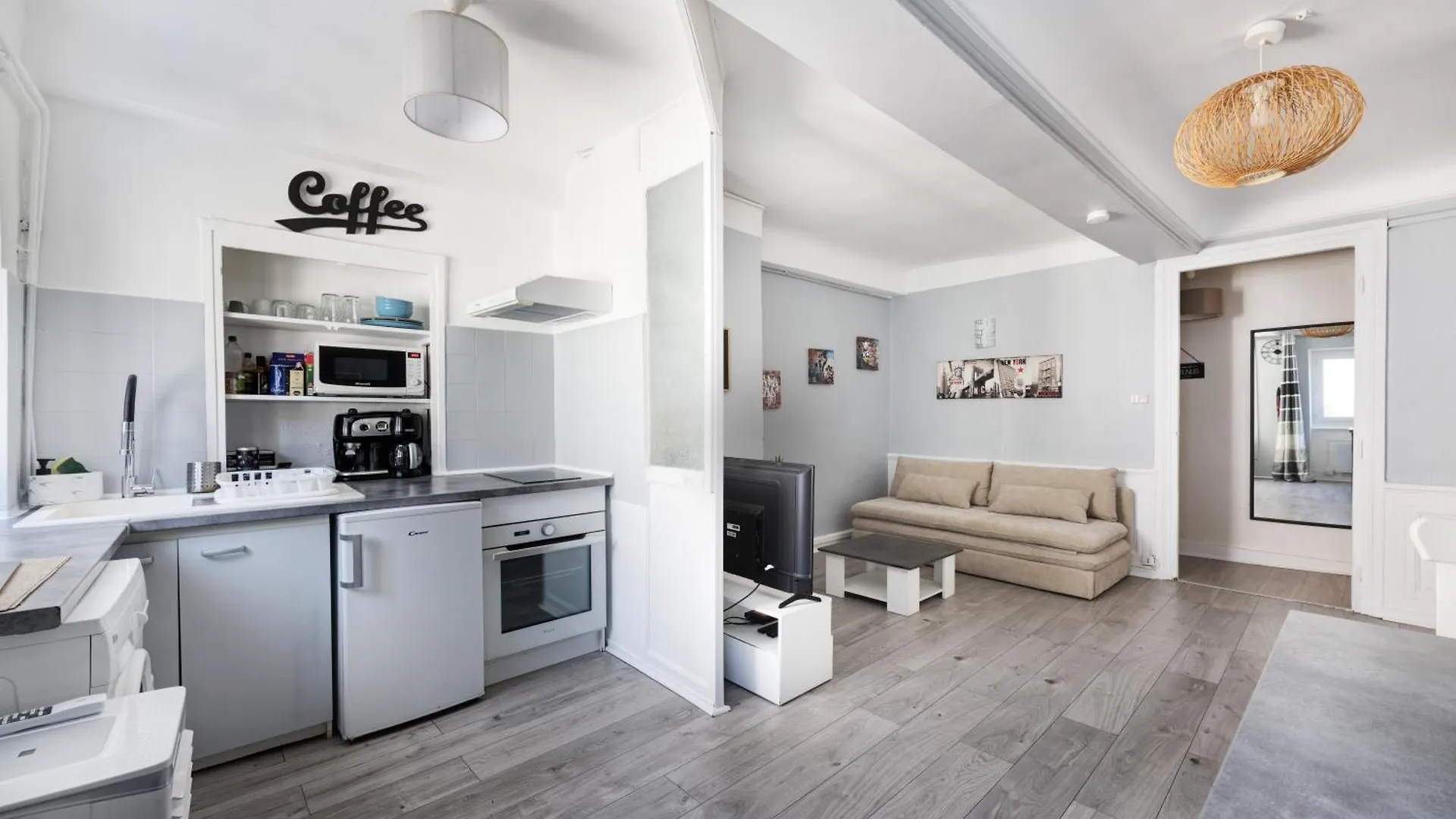 Apartment Ferienwohnung L'Hyper Centre Terreaux 45M2 Equipe Clim Lyon